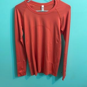 Lululemon swiftly tech long sleeve shirt size 8